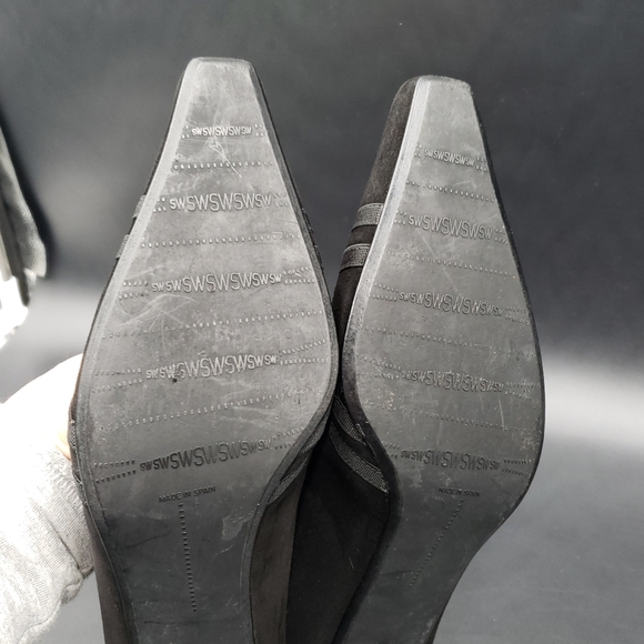 Stuart Weitzman Black Suede w Crisscross Ribbon Detail Kitten Heels 7.5 - Picture 7 of 9